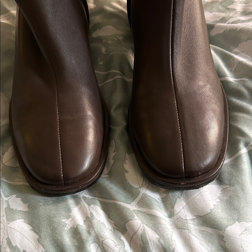 Women's Brown Leather Ankle Boots - Sleek Block Heel - Picture 3 of 4